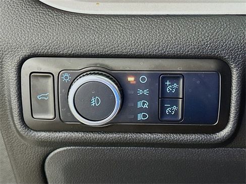 Used 2023 Ford Explorer XLT w/ Equipment Group 202A image 22