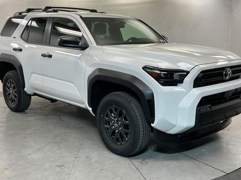 New 2026 Toyota 4Runner SR5 image 7
