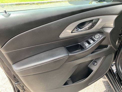 Certified 2023 Chevrolet Traverse LT w/ LPO, Floor Liner Package AWD/4WD image 21