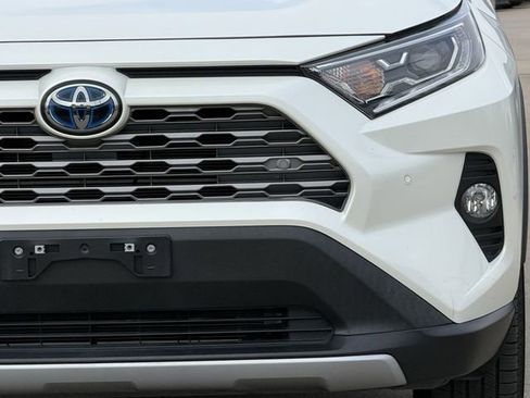 Used 2021 Toyota RAV4 Limited w/ Limited Grade Weather Package image 9