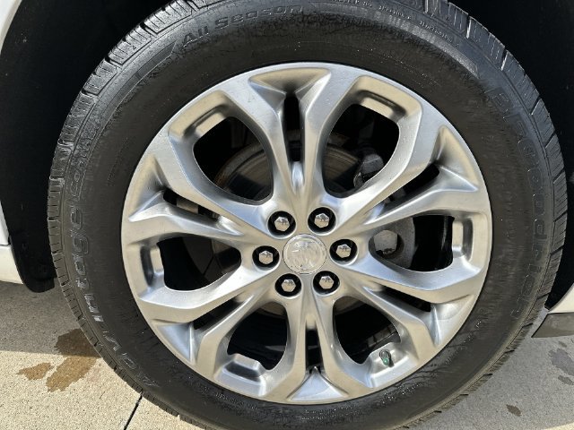 Certified 2020 Buick Enclave Avenir w/ Avenir Technology Package FWD image 28