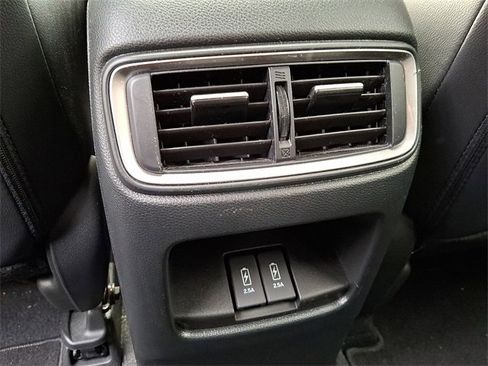 Used 2022 Honda CR-V Touring image 11
