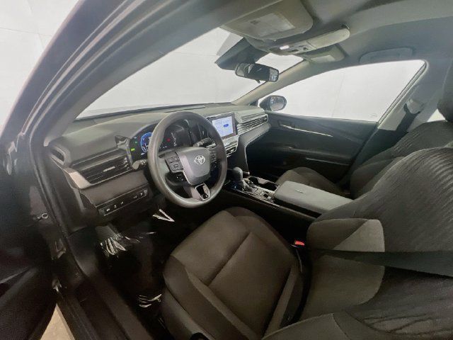 Used 2025 Toyota Camry LE FWD image 16