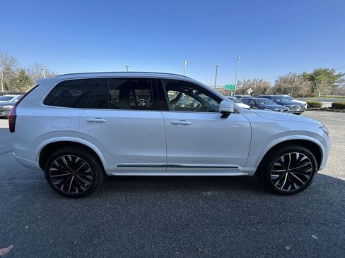 New 2026 Volvo XC90 B6 Plus image 9