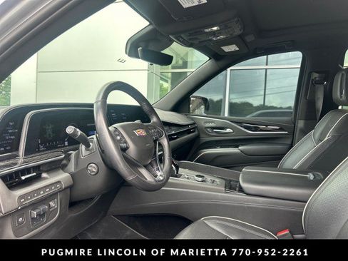 Used 2023 Cadillac Escalade ESV Sport w/ Touring Package AWD/4WD image 3