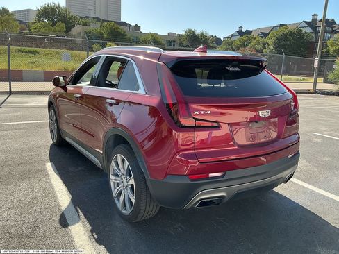 Used 2019 Cadillac XT4 Premium Luxury FWD image 4
