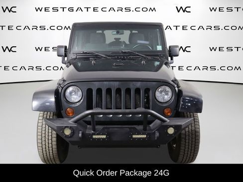 Used 2012 Jeep Wrangler Unlimited Sahara w/ Connectivity Group AWD/4WD image 2