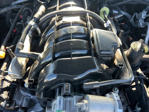 Used 2016 Dodge Challenger R/T w/ Sound Group image 22