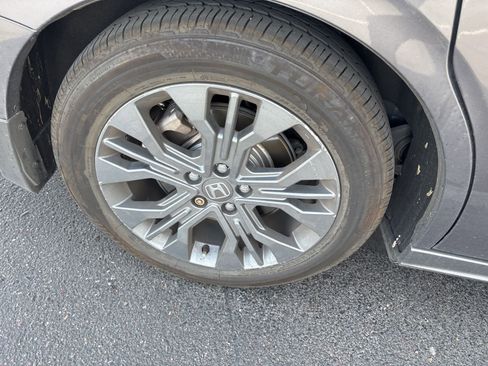 Used 2025 Honda Odyssey Touring image 20