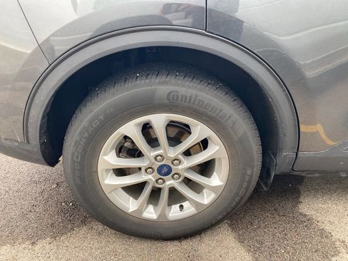 Used 2020 Ford Escape SE image 8