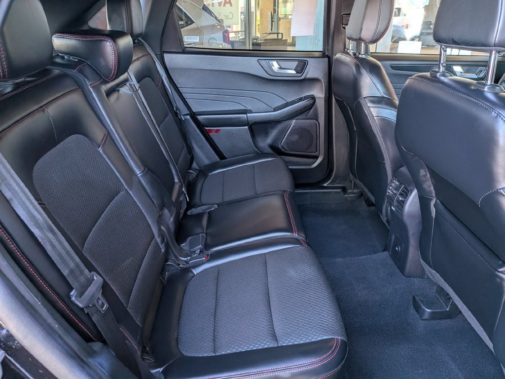 Used 2026 Ford Escape ST-Line AWD/4WD image 29