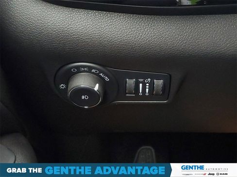 New 2026 Jeep Compass Limited image 13