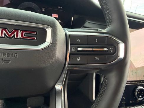 Used 2024 GMC Acadia Elevation FWD image 27