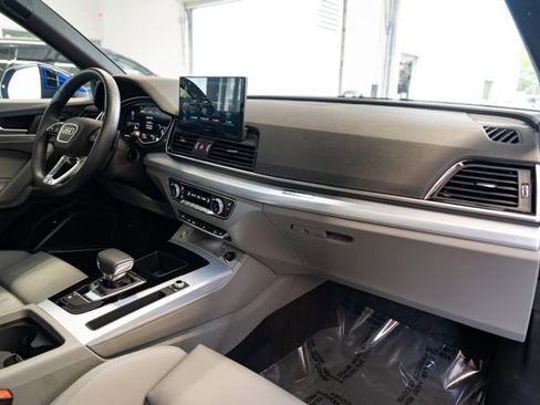 Certified 2024 Audi Q5 2.0T Premium Plus w/ Premium Plus Package AWD/4WD image 30