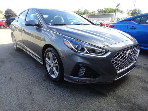 Used 2018 Hyundai Sonata Sport FWD image 3