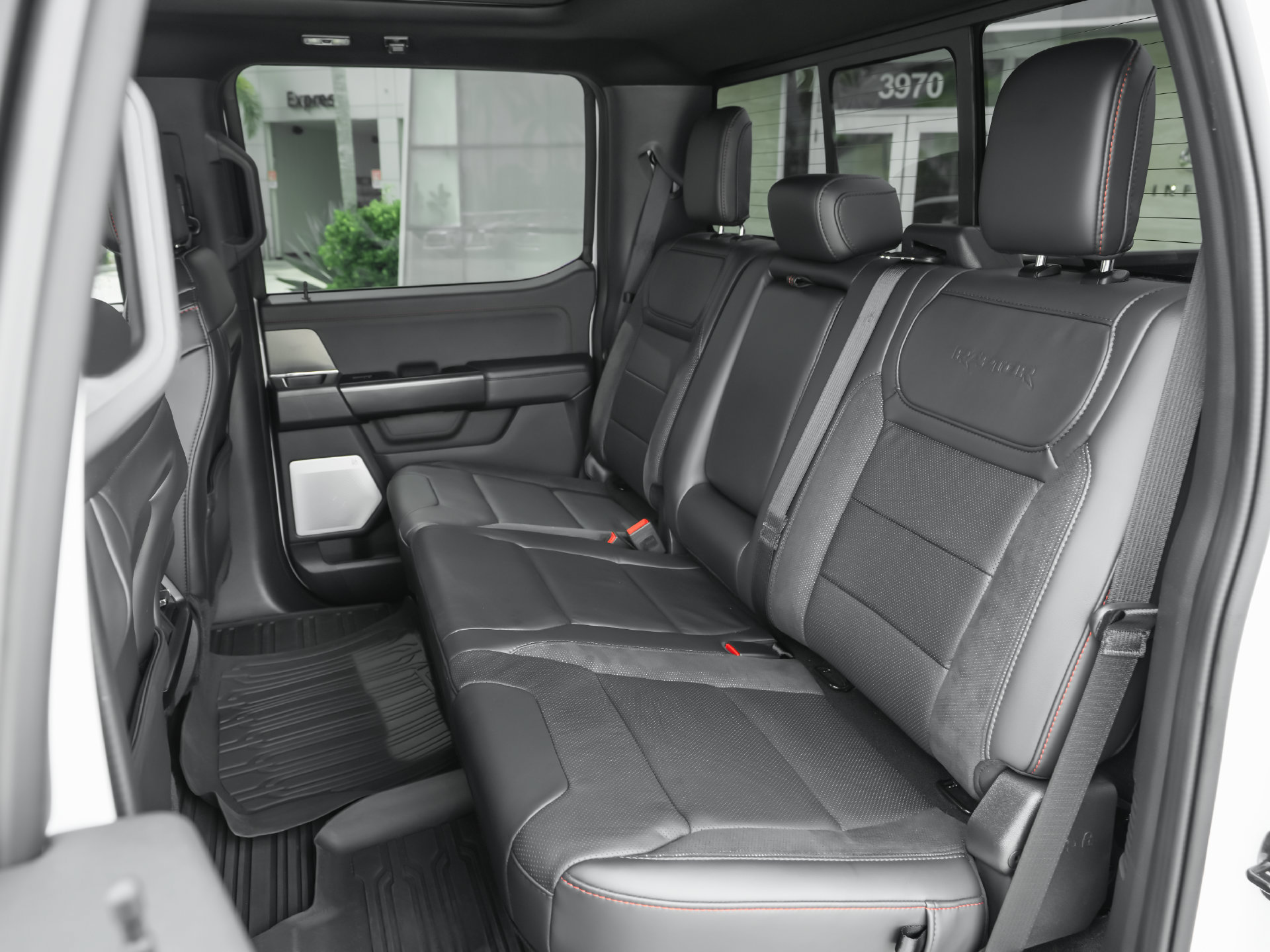 Used 2025 Ford F150 Raptor AWD/4WD image 6