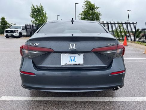 Used 2025 Honda Civic Sport image 5