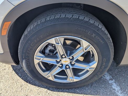 Used 2023 Chevrolet Blazer LT image 8