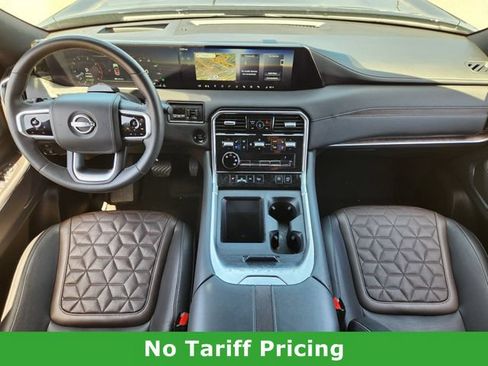 Certified 2025 Nissan Armada Platinum Reserve RWD image 28