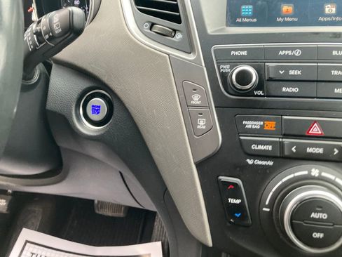 Used 2017 Hyundai Santa Fe Sport image 24