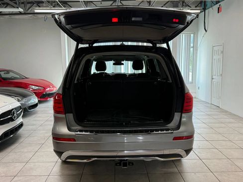 Used 2016 Mercedes-Benz GL 320 BlueTEC 4MATIC w/ Premium I Package image 21