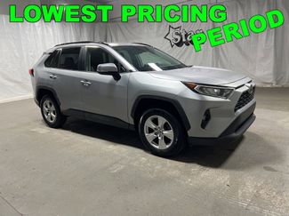 Used 2020 Toyota RAV4 XLE w/ Convenience Package video 1
