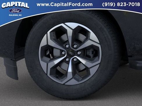 New 2026 Ford Expedition Active image 19