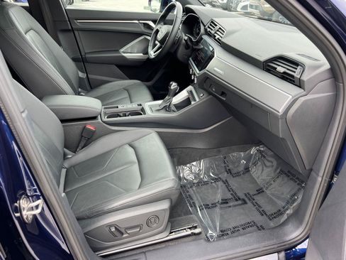 Certified 2023 Audi Q3 2.0T Premium w/ Convenience Package AWD/4WD image 13