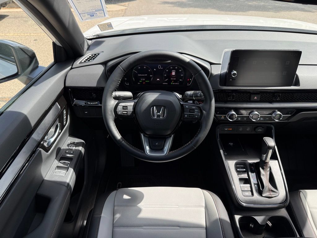Used 2026 Honda CR-V Sport Touring image 4
