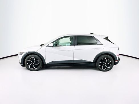 Used 2024 Hyundai Ioniq 5 SEL RWD image 4