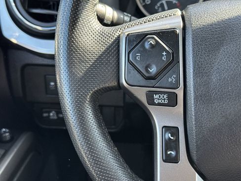 Used 2022 Toyota Tacoma SR5 image 19