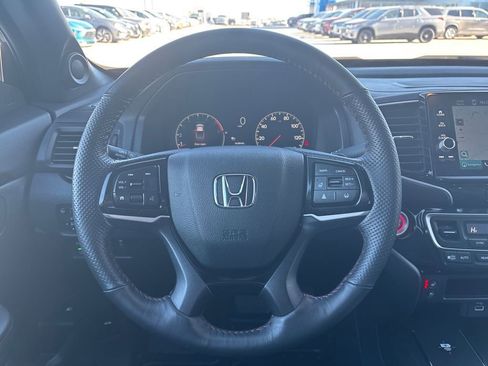 Certified 2025 Honda Ridgeline Black Edition image 19