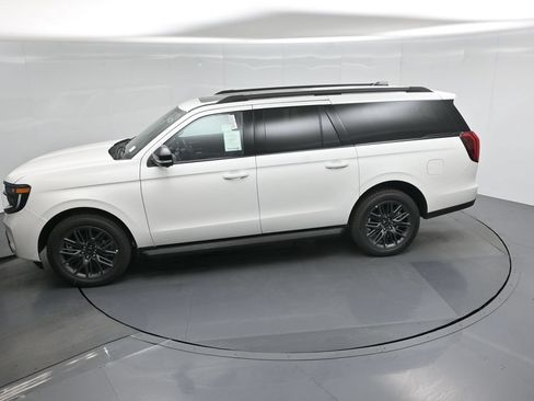 New 2026 Ford Expedition Max Platinum w/ Stealth Appearance Package AWD/4WD image 43