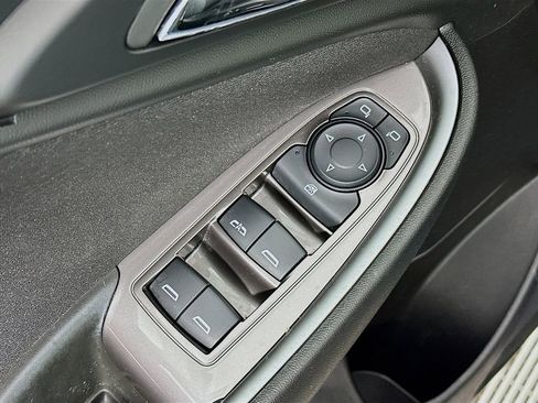 Used 2024 Chevrolet Malibu LT image 24