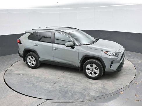 Used 2021 Toyota RAV4 XLE w/ Convenience Package image 36