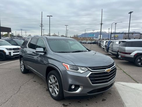 Used 2020 Chevrolet Traverse Premier image 7