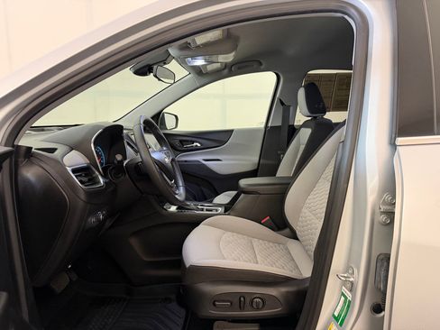Used 2020 Chevrolet Equinox LT image 5