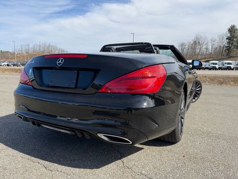 Used 2017 Mercedes-Benz SL 550 image 15