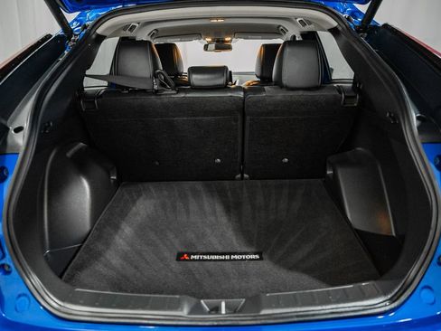 Used 2025 Mitsubishi Eclipse Cross SE image 11