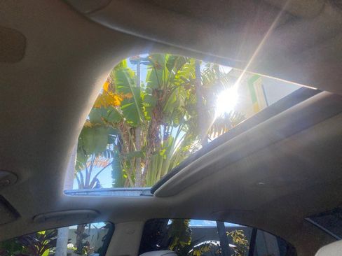 Used 2012 Hyundai Genesis 4.6 image 68