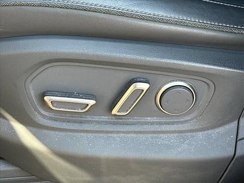 Used 2022 Rivian R1T Adventure AWD/4WD image 21