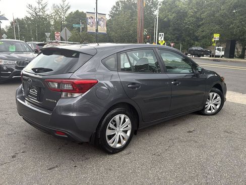 Used 2022 Subaru Impreza 2.0i AWD/4WD image 7