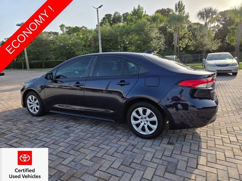 Used 2024 Toyota Corolla LE FWD image 9