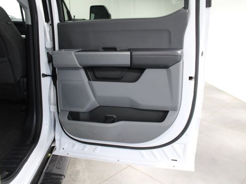 Used 2024 Ford F250 XLT image 34