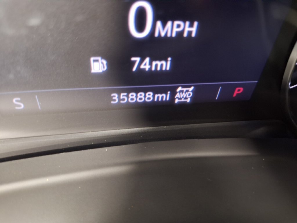 Used 2023 Buick Envision Preferred w/ Sport Touring Package AWD/4WD image 18