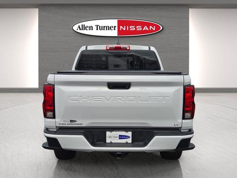 Used 2024 Chevrolet Colorado LT w/ LT Convenience Package II RWD image 7
