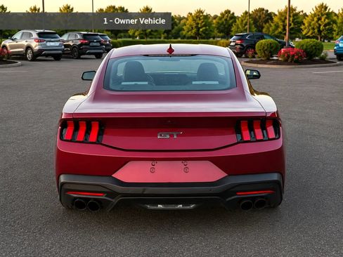 Used 2025 Ford Mustang GT Premium RWD image 4