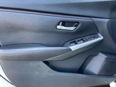 Used 2024 Nissan Sentra SR FWD image 23