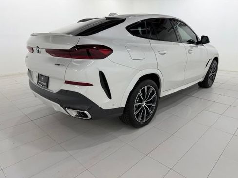 Used 2024 BMW X6 xDrive40i w/ Executive Package AWD/4WD image 5