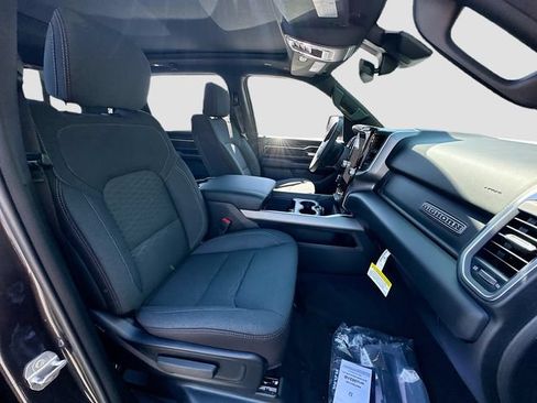 New 2026 RAM 1500 Big Horn AWD/4WD image 31